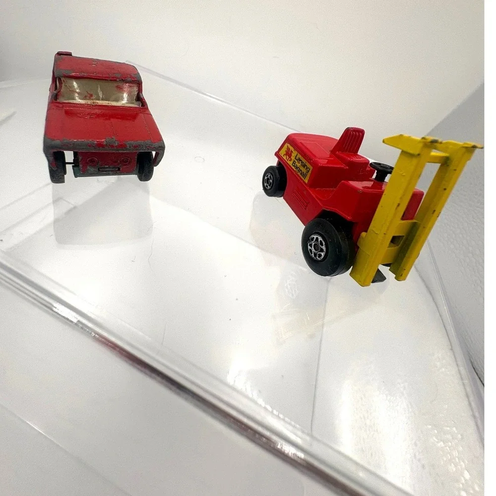 Matchbox Lesney Lot 1972 Fork Lift No 15 Ford Pick-Up No 6 Red Made England